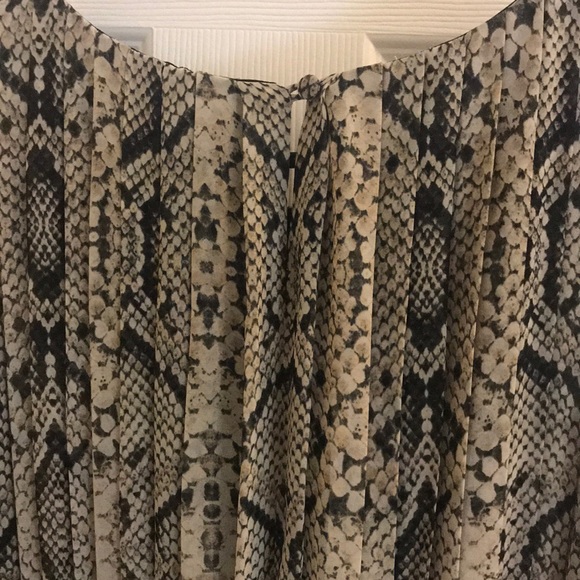 Jessica Simpson Snakeskin Dress - Picture 4 of 4